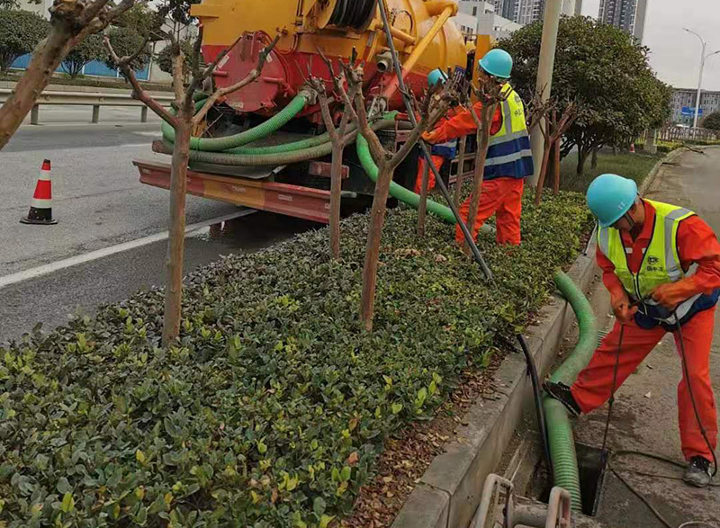 昌化镇市政管道清淤