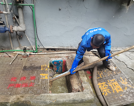 昌化镇清掏化粪池